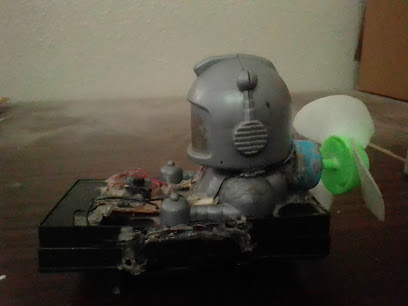 صانع الألعاب بنفسه -  - +966 59 168 8178