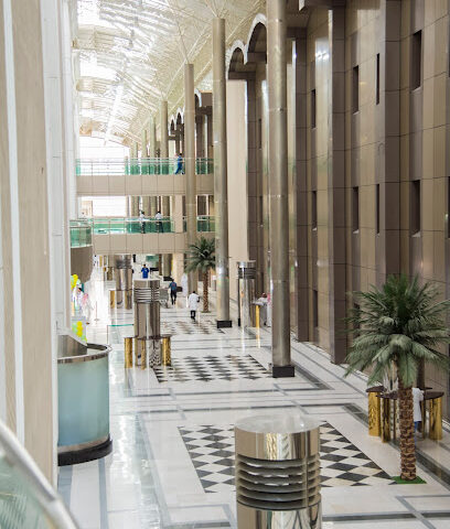 الادارة العامة للعلاقات العامة والاتصال بالمدينة الطبية الجامعية - Riyadh - +966 11 468 9102