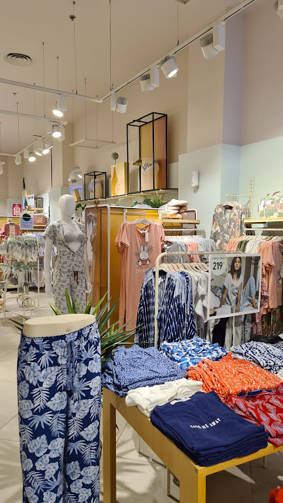 Women's Secret - Saudi Arabia|Jeddah 23326|Al Andalus|Prince Mohammed Bin Abdulaziz St