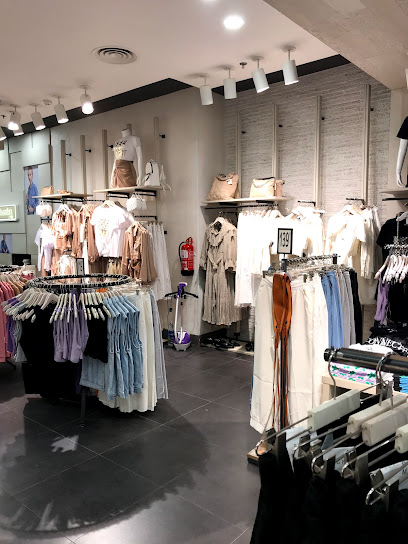 Stradivarius - Saudi Arabia|Mecca 24246|Al Jamiah|3006 King Abdullah Rd