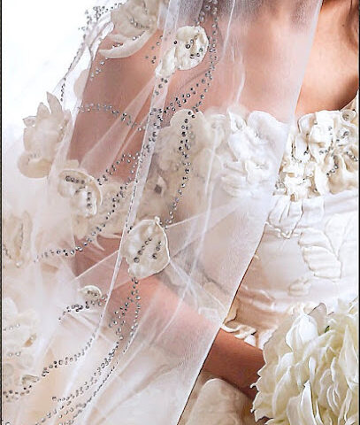 Dar waves of high-end fashion - Riyadh - +966 11 492 2019