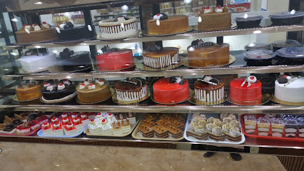 حلويات الأفراح الذهبيه - Namerah - +966 53 309 3745