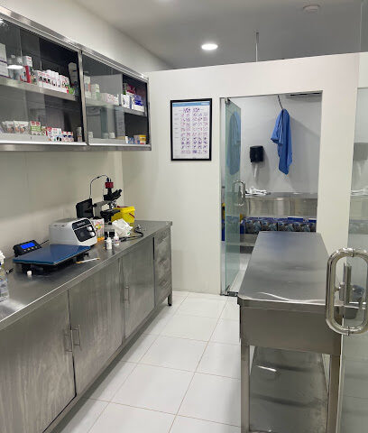 Essential Care Clinic الرعاية اللازمة البيطرية - Dhahran - +966 53 109 8119