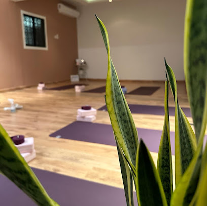 نايلة يوغا YOGA BY NAYLA - DMAA3306 - +966 56 085 0540