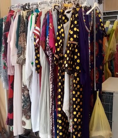 عالم الأقمشة - Bisha - +966 50 451 2972