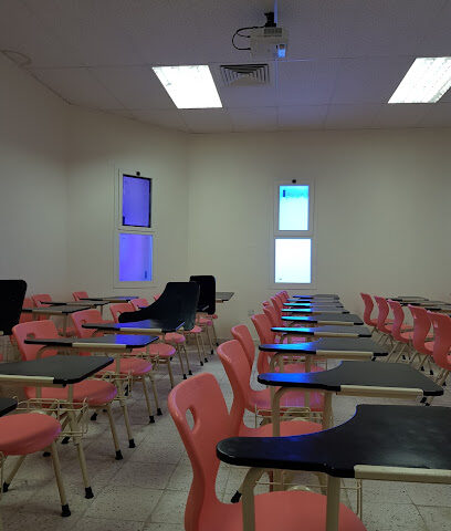 كلية اللغات والترجمة للبنات بابها جامعة الملك خالد -  -