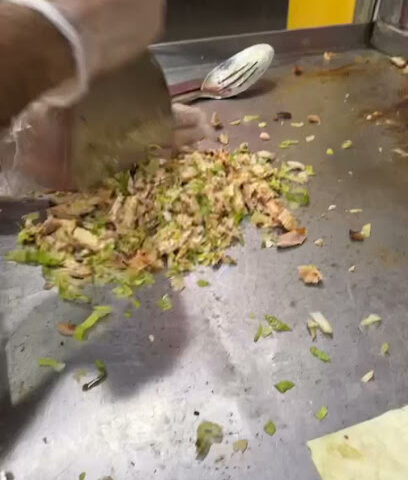 مطعم الشواء الخرافي لتقديم الوجبات - Baish - +966 55 022 9547