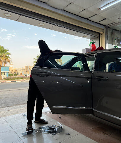 المتميز لزينة وتنجيد السيارات - Sajir - +966 56 053 2217