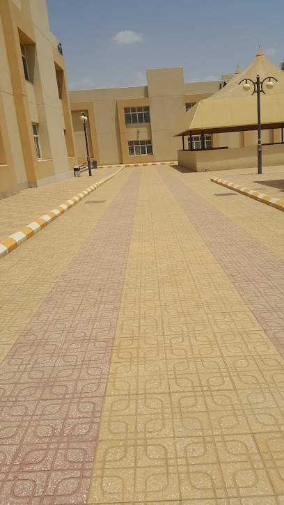 جامعة الملك خالد للبنات - أبو جرشة 62221،