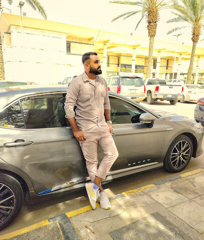 وكالة وعود لسفر والسياحه والخدامات العامه - Najran -