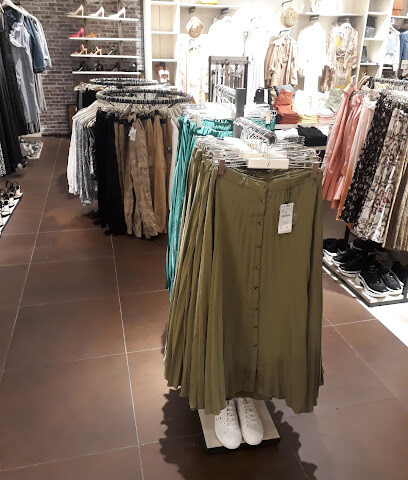 Stradivarius - Dammam -