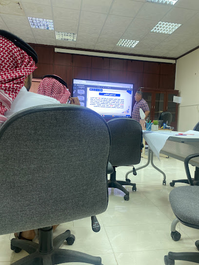 بوابة رقم ( 1 ) جامعة حائل - Saudi Arabia|Hail 55471،|6854 طريق بقاعاء، 5110،|اجا،