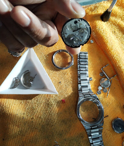 Watch repair محل تصليح ساعه - Dammam - +966 51 036 3990