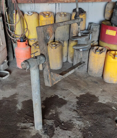 ورشه اصلاح رديترات - Al Duwadimi - +966 50 251 4794