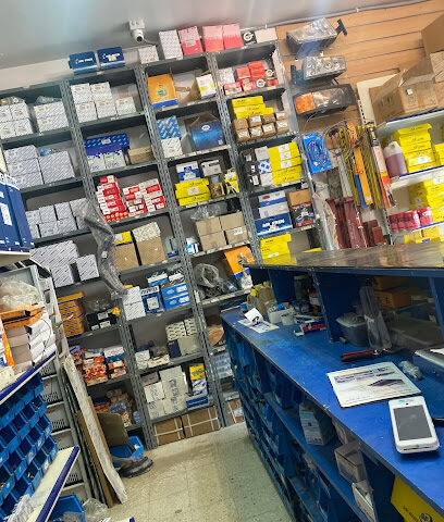 قطع غيار شاحنات - Buraydah - +966 50 866 4425